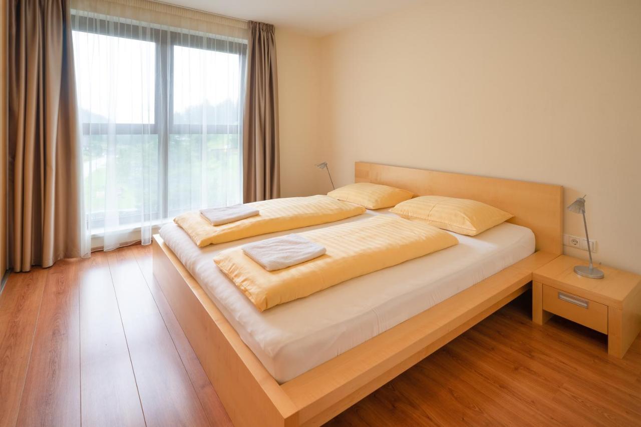 Bohemia Apartments การ์กเอลเลิน ภายนอก รูปภาพ