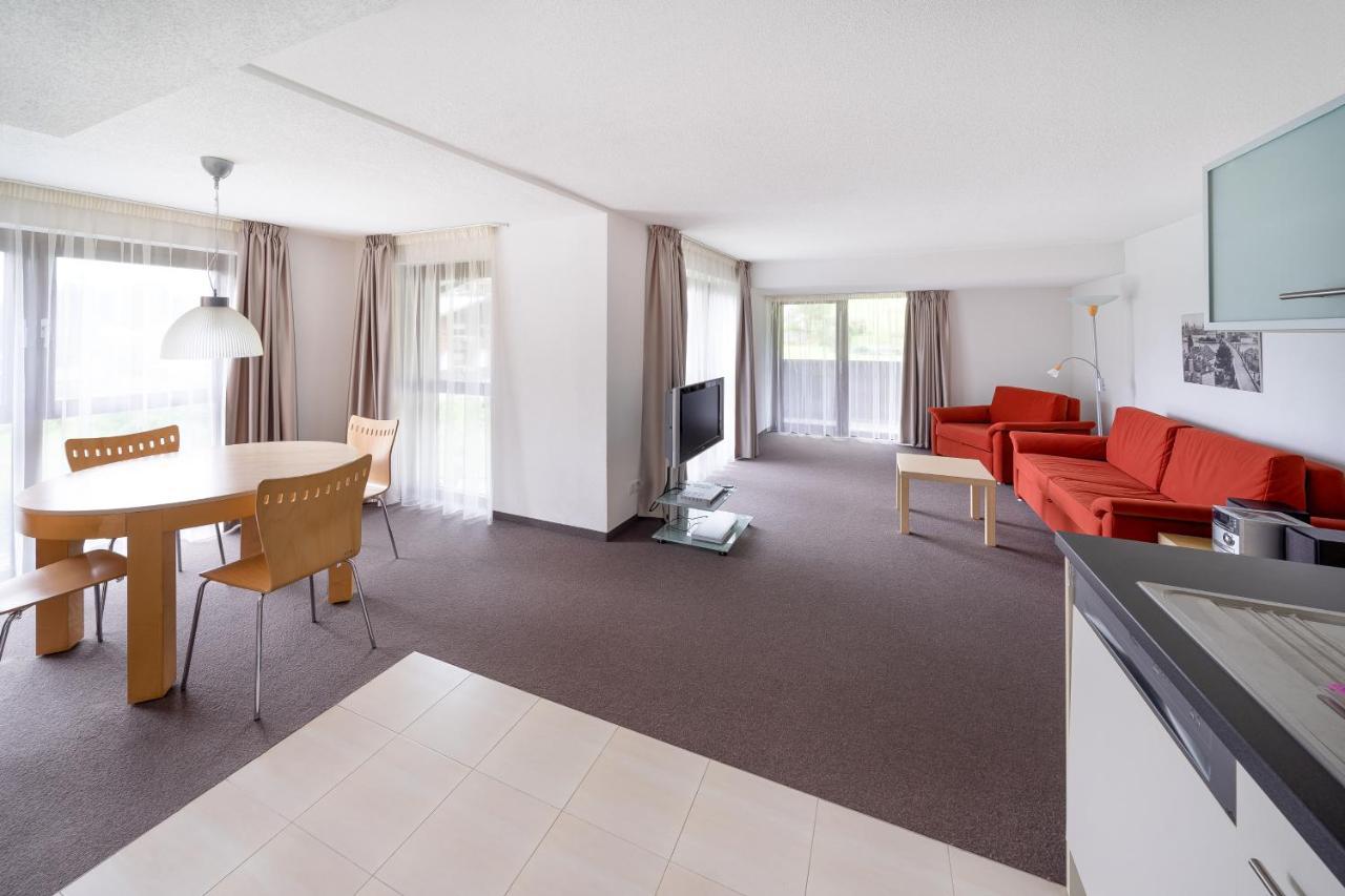 Bohemia Apartments การ์กเอลเลิน ภายนอก รูปภาพ