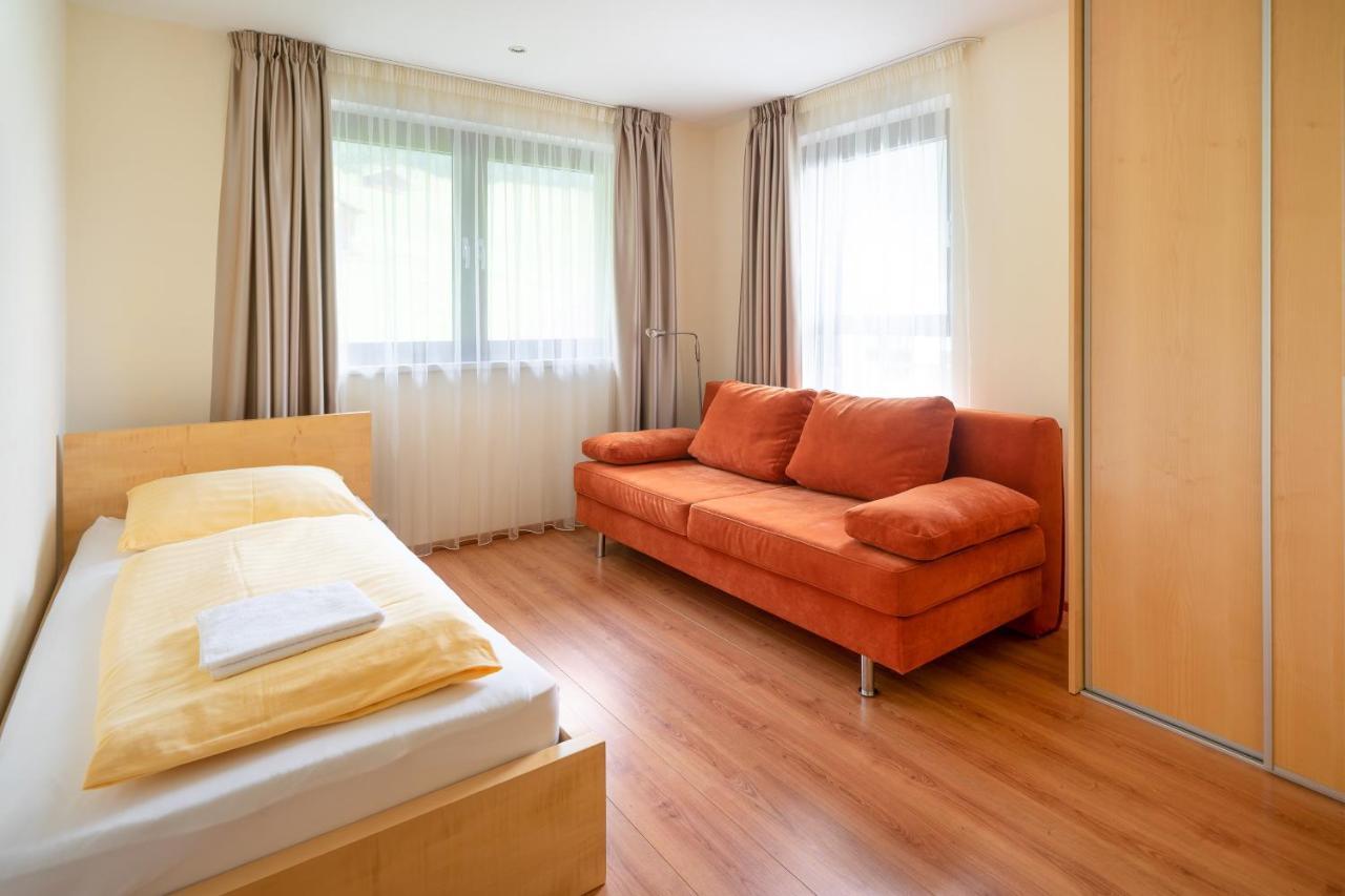Bohemia Apartments การ์กเอลเลิน ภายนอก รูปภาพ