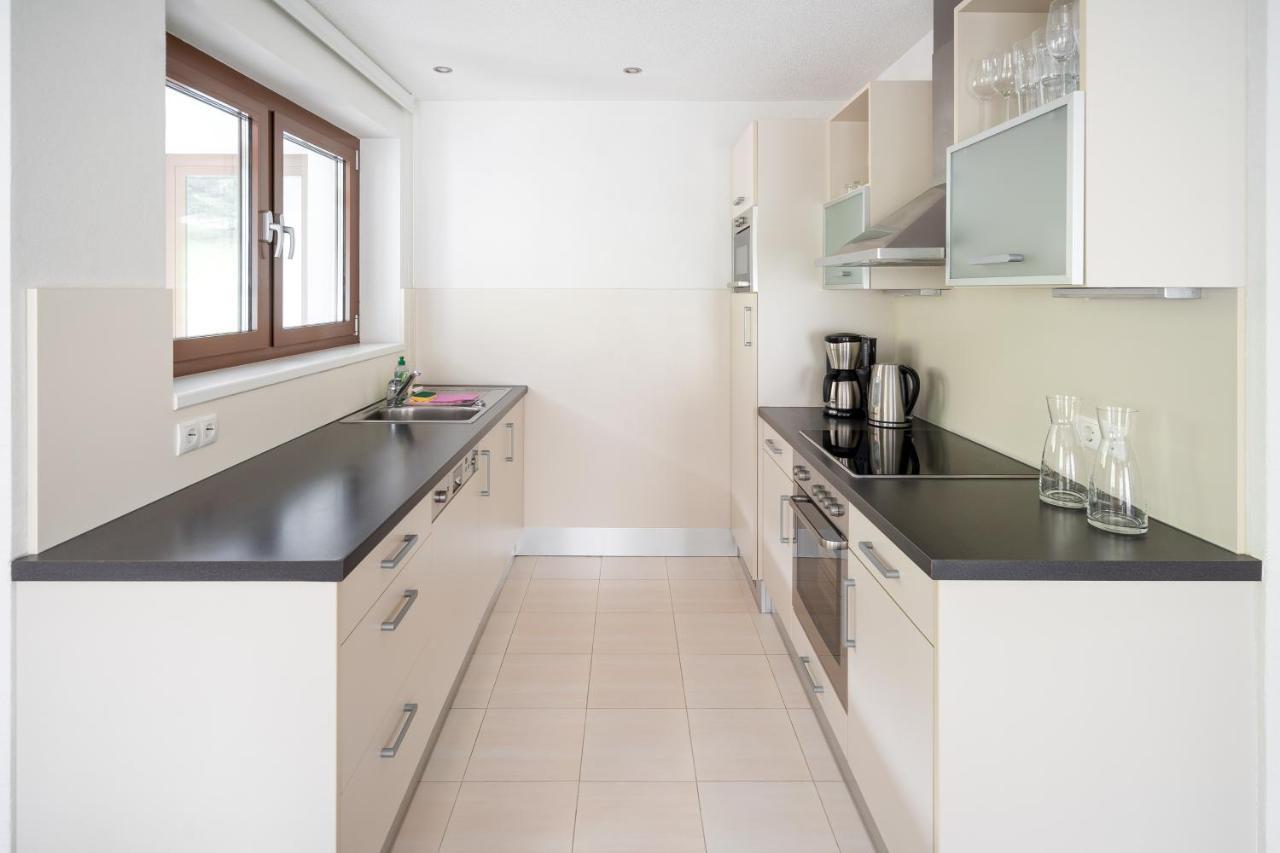 Bohemia Apartments การ์กเอลเลิน ภายนอก รูปภาพ